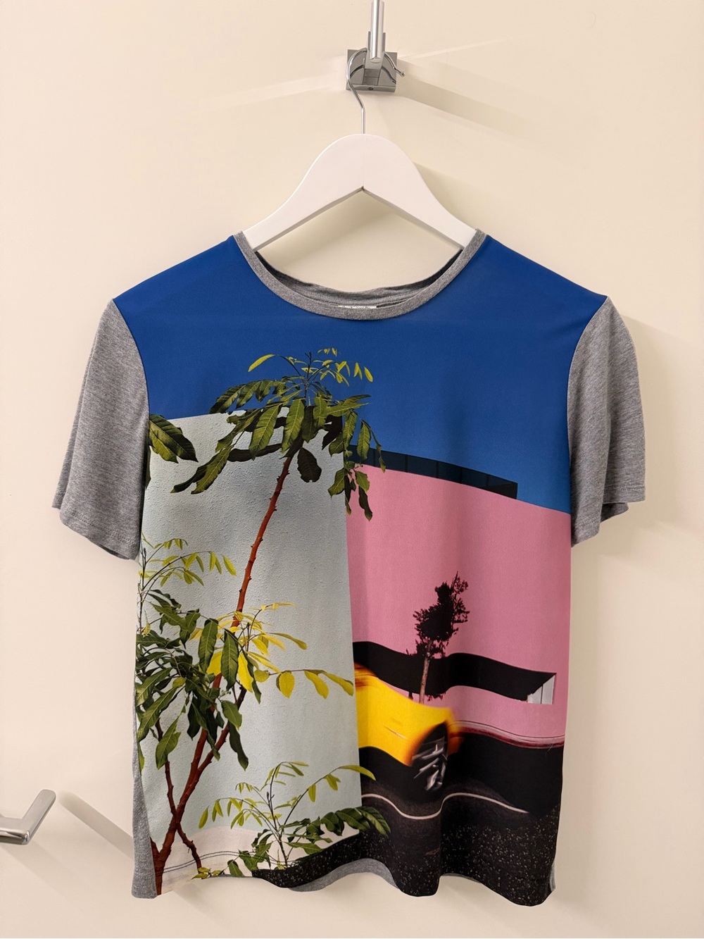 Paul Smith Multicolor Graphic Tee Size 7 - Great Condition - XS
